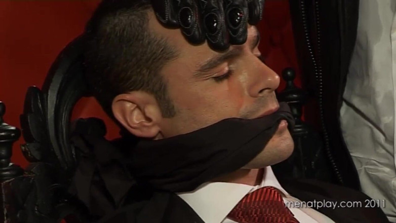 MenAtPlay: Red Room