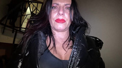 MilfyCalla: Trap downjacket plagen - zachte masturbatie en vies fluisteren