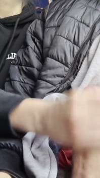 Vystříkal jsem se do pusy v přeplněném autobuse