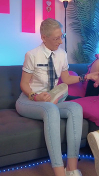Hot Short Hair Girl milking her femboy on the pink pillow - FULL VIDEO 4K