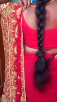Desi Beauty gospodyni Sary Zmienia się w domu
