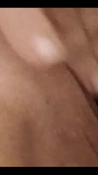 Gently Rubbing My Clit