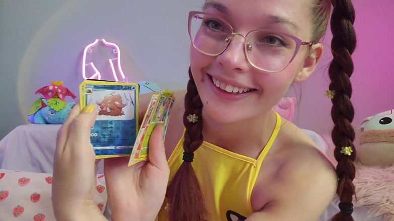 petitesubkitten: E-girl 胸部和 pokmon 拉