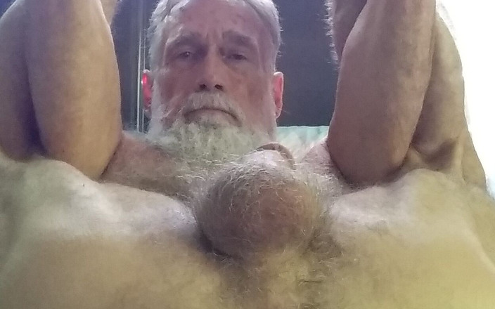 Mr hairy gardener: Відредагована дірка