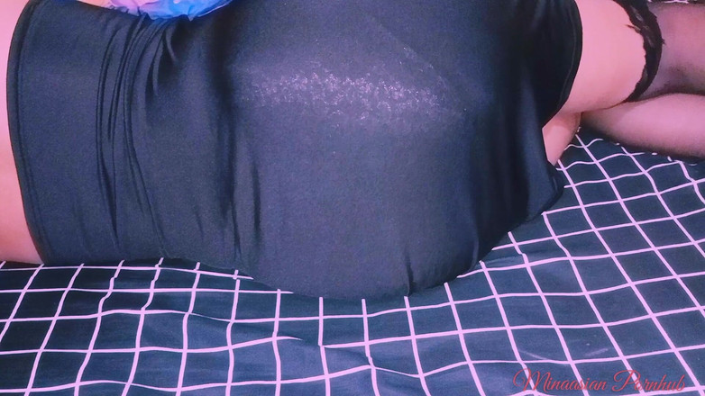 Wulan indah: Naughty Dangdut Zpěvačka - Je v pořádku hrát si s zadkem,...