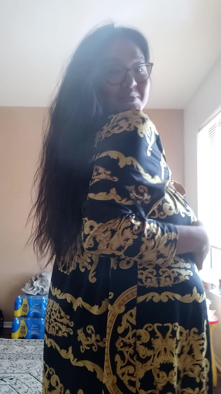 DeesDeepThroat: Mostrando mi culo