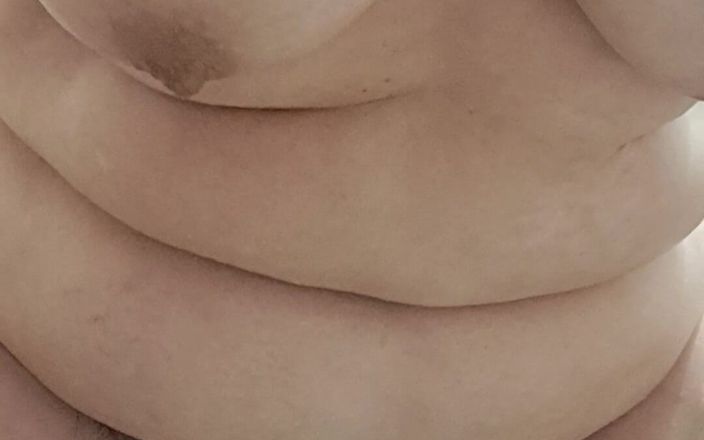 Mommy big hairy pussy: Po sexu močím