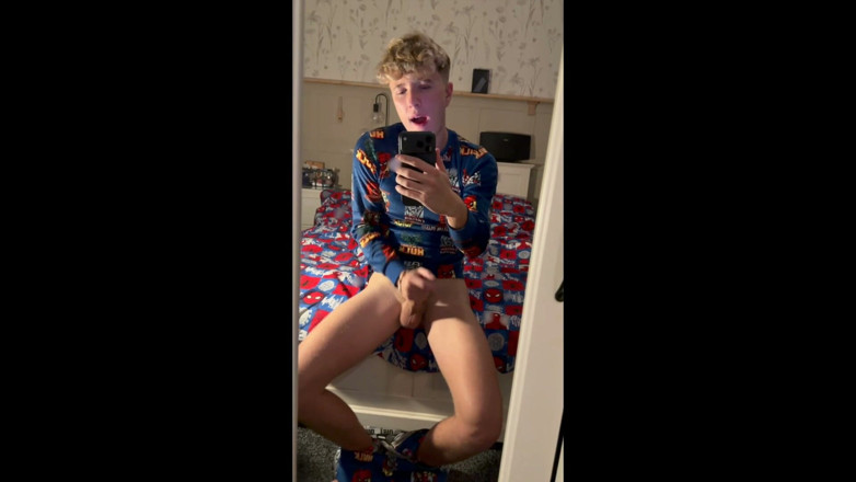 jakeandbailey: Twink Couple Fuck in Bed, Then Solo Cumshots