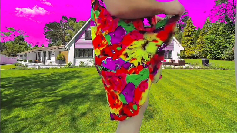 Kitty_Cross: बहुत सुन्दर क्रॉसड्रेसर धीरे-धीरे शरीर को मोहक तरीकों से हिलाता है