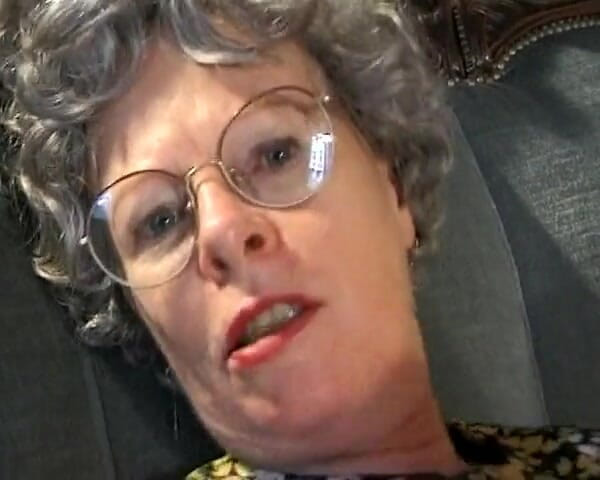 German's Fat and Old Ladies: Nenek jerman yang suka makan sperma dipuasin sama kontol besar