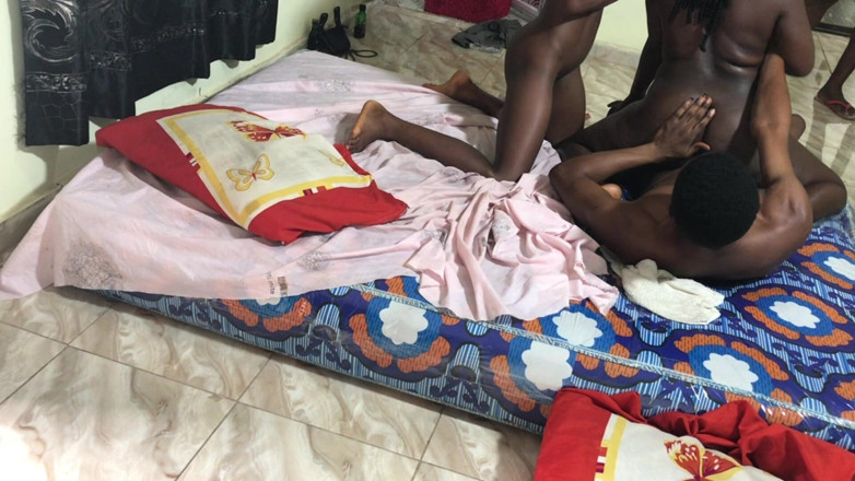 Amateur Teen Studio: African Bitches Dicked Down Good