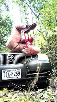 Trên đầu trang của các con điếm trùm đầu trong người đàn ông thong phun nước là sai?