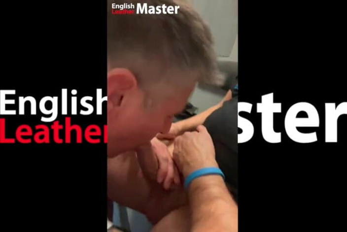 EnglishLeathermaster: Blowjob dalam arked dewasa