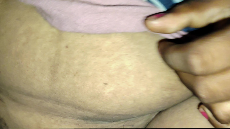 Monik18 studio: Desi New Sex moja przyrodnia siostra i jej najlepsza przyjaciółka...