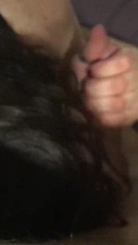 我像我从未见过一样吞下他的鸡巴！第一人称视角 口交
