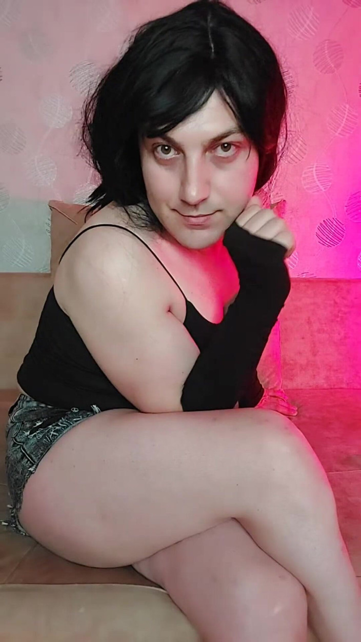 Kitty_Cross: 모든 단계의 여성 에너지