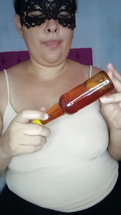 Jaky2023: Ma belle-mère a l’air très sexy quand elle me laisse...