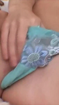 She Loves to Do It Herself Until She Has an Orgasm