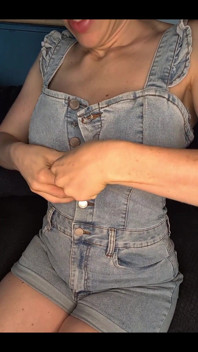 Bra or No Bra?