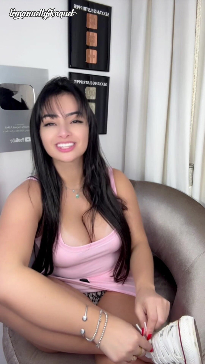 Emanuelly Raquel: Páteční fetiš páchnoucí nohy ponížení / Sexta Do Fetiche Humiliacao De...