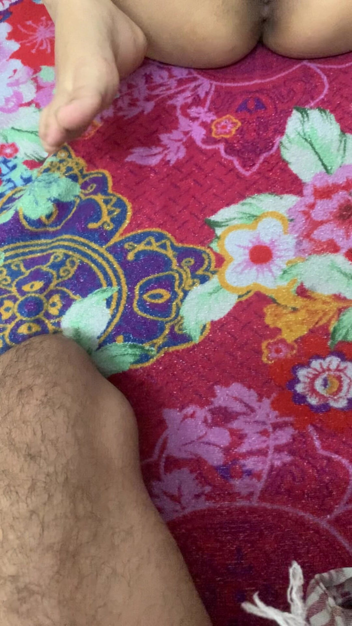 Riya mickey: 외로운 마누라와 결혼한 남자의 감정적이고 관능적인 밤을 만나는 아유르베다 병원