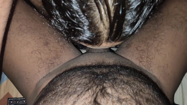 Banglavabi: Ma copine taille une pipe au poing bangladiste