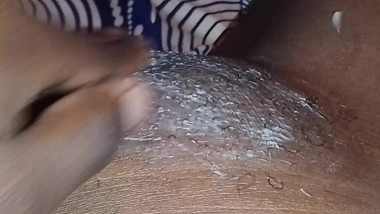 Trippleslut: Não pude resistir à aparência sexy da buceta