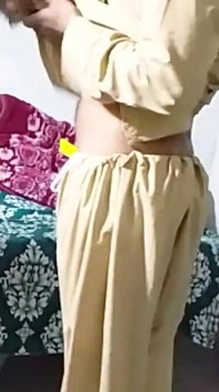 Sex Kiya Upar Uthakar Bahut Speed Se Jhatake