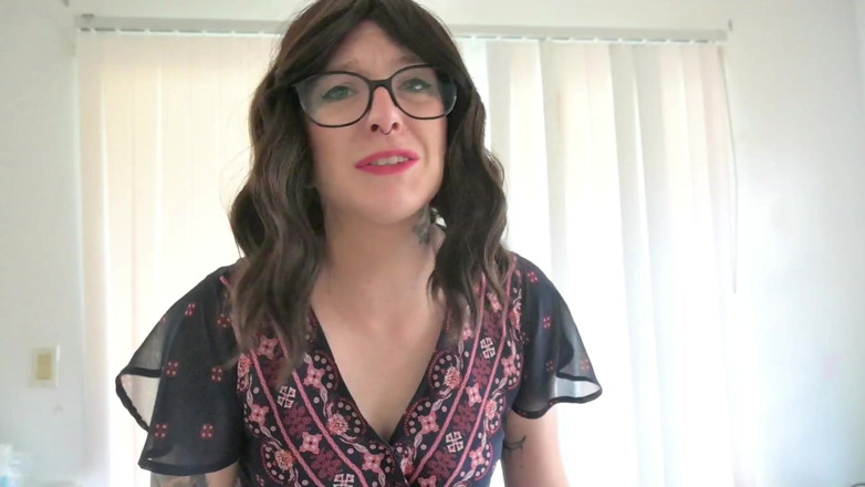 Missellie8: Angry Stepmom Vs. Stepson Challenge