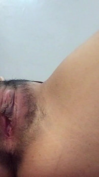 Amateur Teen Leg Shaking Orgasm
