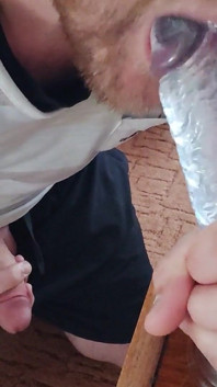 Rysk man suger kuk, jag vill ha sperma i munnen