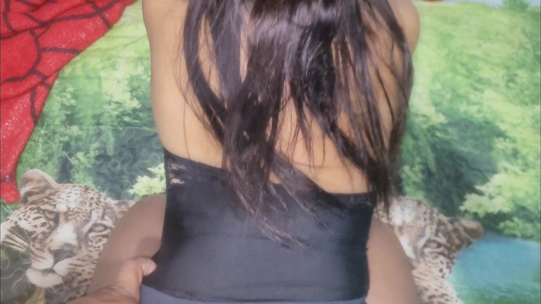 anal_queen_amateur: Tatuś Niedźwiedź rozdarł moje szorty i uderzył mnie w rozszerzony...
