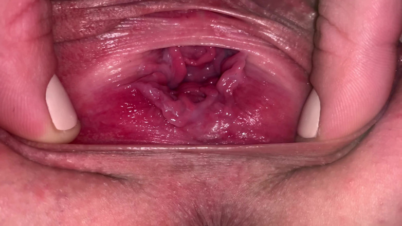 Claudia Macc: Pussy gaping