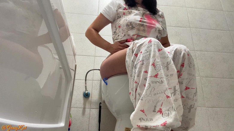 GassyKat: Sezonul de toaletă zilnică 3 episodul 7
