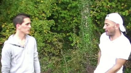 EXHIB BOYS: 전시 크루즈 숲에서 XXL 자지에 따먹히는 트윈크