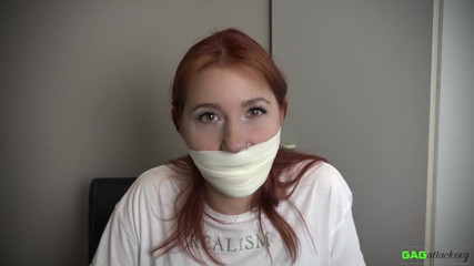Gag Attack: Red Foxy - ปิดปากด้วยเทปไมโครโฟม