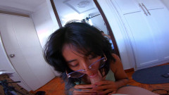 Ellie pink: College Tattoed Babe Giving Blowjob