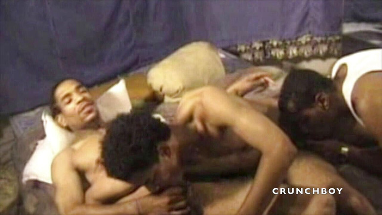 MEN BIG COCKS FUCKERS: Zakar hitam besar untuk dihisap oleh kawannya