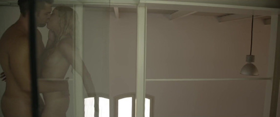 Verso Cinema: Sexy blonde Chiki Dulce gets fucked by Juan Lucho