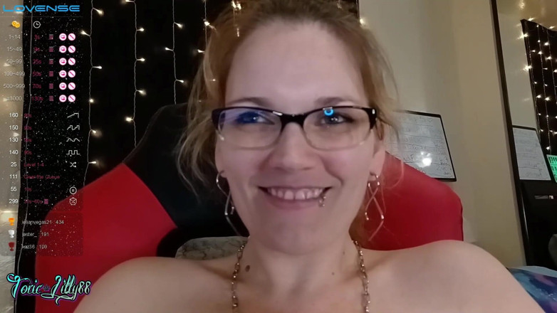 ToxicLilly88: ToxicLilly88 cam clips #13