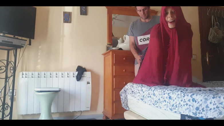 Holycandy: Muslimské kouření a šukání