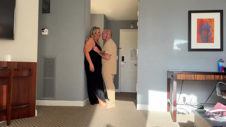 Venus Rising_Hotwife: Mature MILF Fucks Her Prom Date at the Reunion