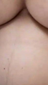 Těhotné švagrové bradavky