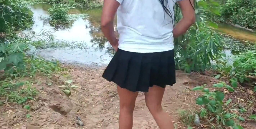 Karely Ruiz: Sorellastra si fa scopare la figa stretta senza preservativo in...