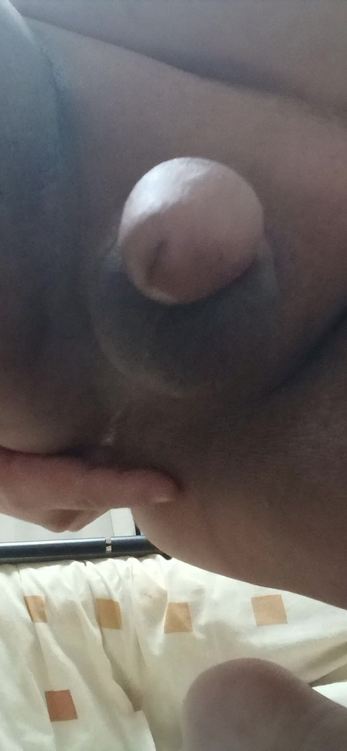 kei chan: Ejakulation während des Anus massiert