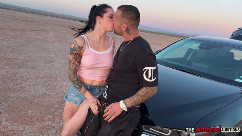 London Ford: A Desert Quickie at Sunset with Marie Fox - the Girlfriend