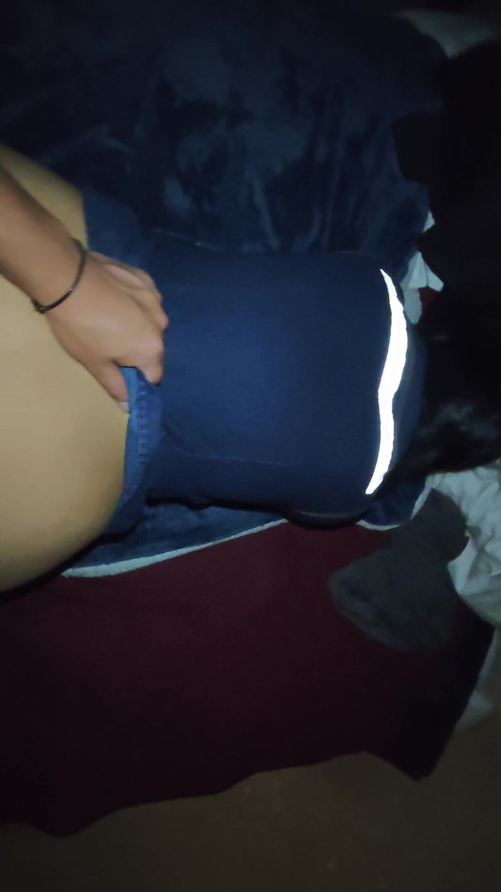 Moo DBOXXX: Ella Repara Mi Moto Y Le Pago En Mi Cama