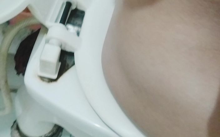 Bolly Karma: Webcam milf liefdevolle minnaar en pissend