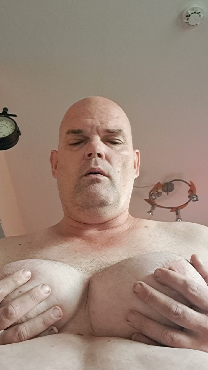 Fickspecht: The Slut and Her Tits