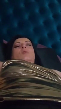 Doppeltes vergnügen mit milfycalla Episode 32 von 47 Leder, strümpfen & tiefe blowjobs
